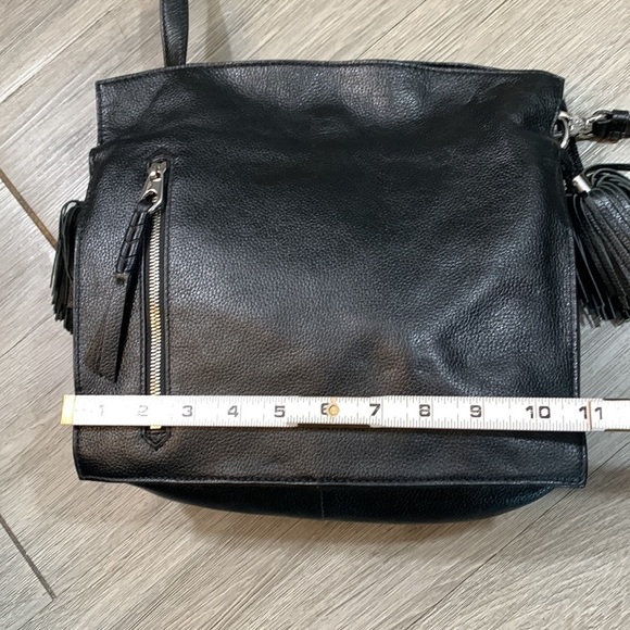 OrYANY Black Leather Large Many Pockets Crossbody Handbag Two Tassels - Picture 6 of 16